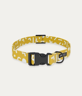 Collar PET Reciclado Dise?o Memphis Mostaza, Juno