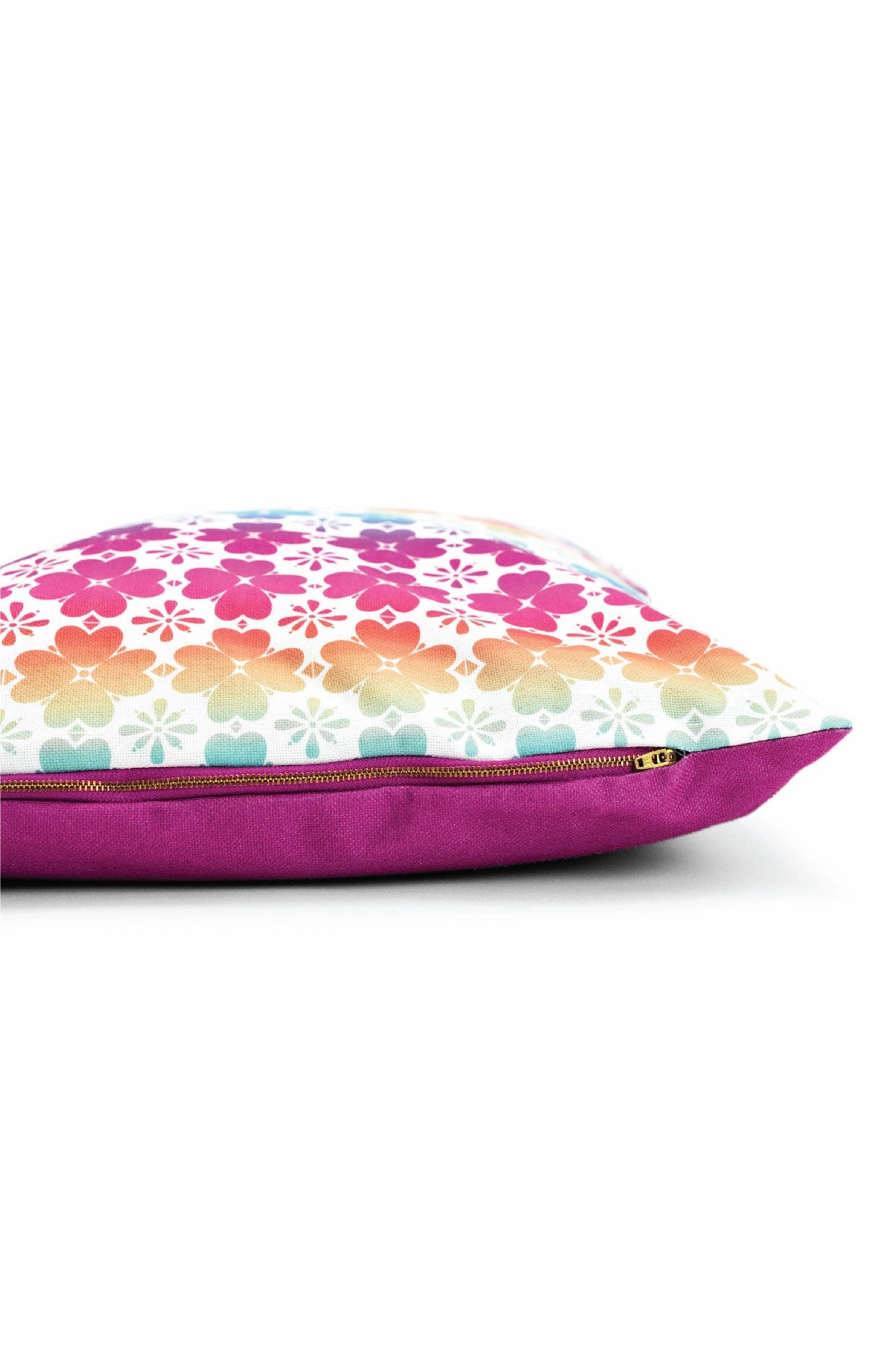 Everly Dog Bed